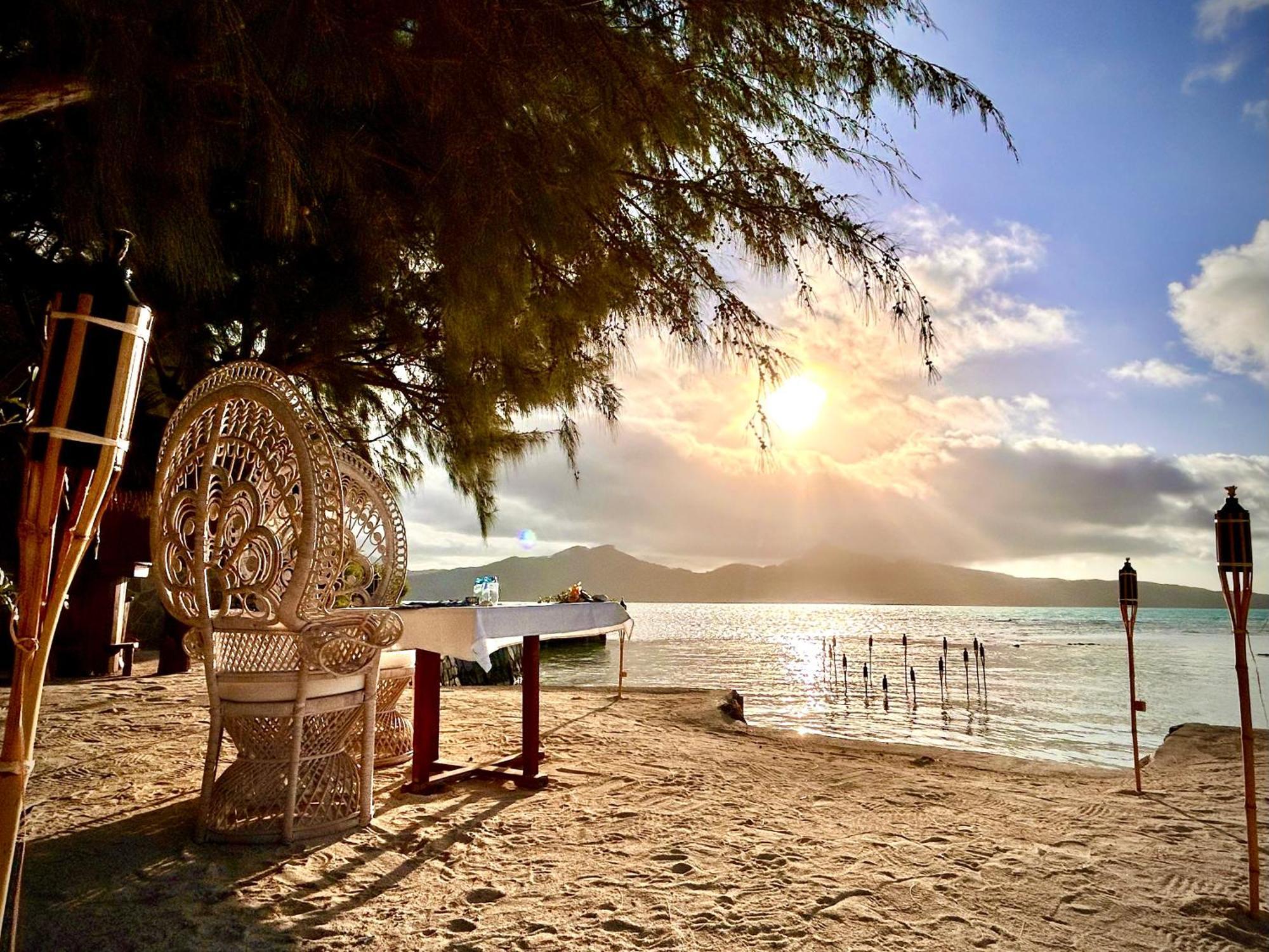 Eden Private Island Tahaa Hotel Patio  Exterior foto