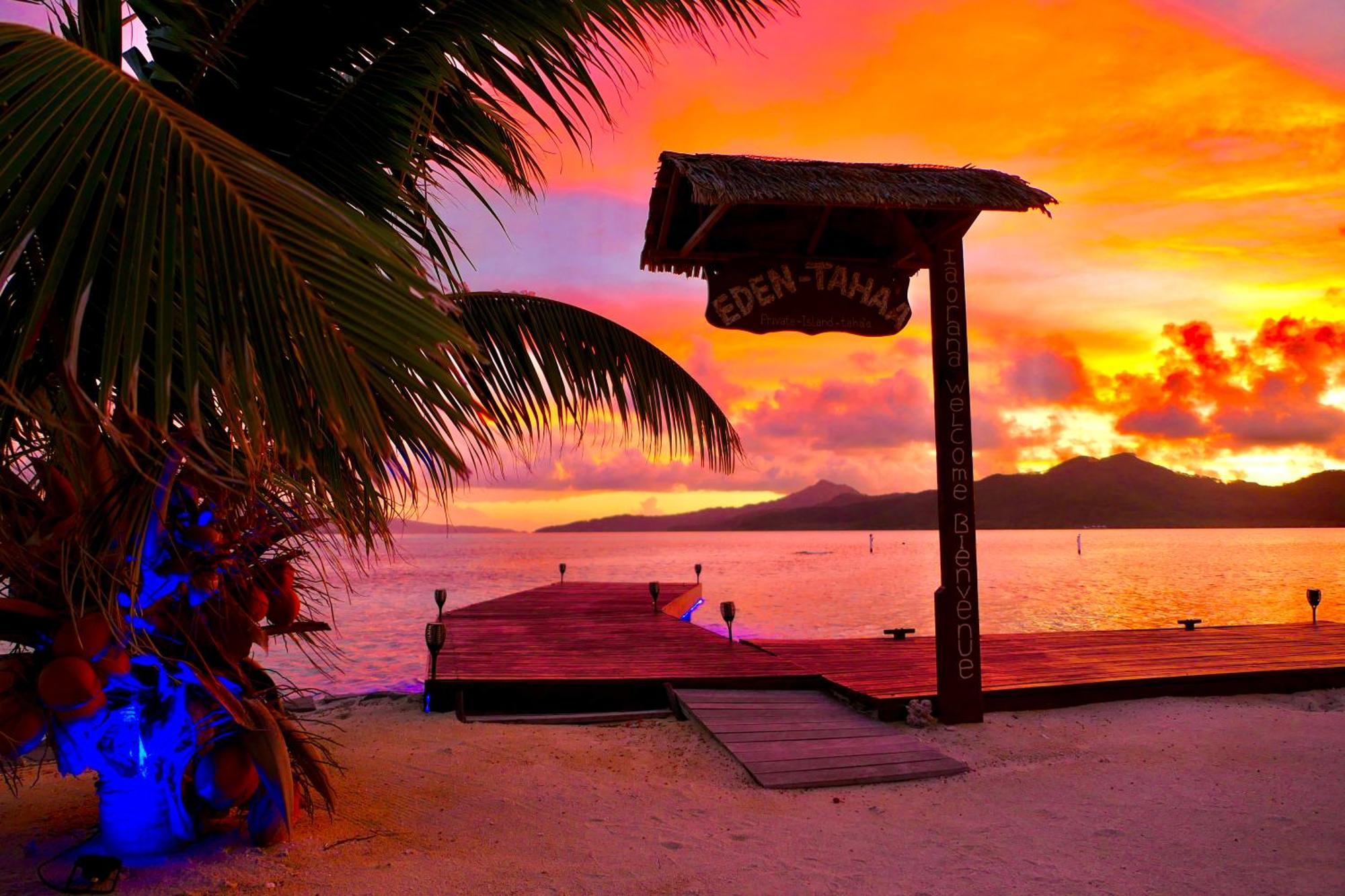 Eden Private Island Tahaa Hotel Patio  Exterior foto